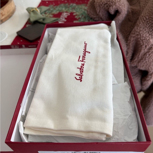 Salvatore Ferragamo Black Suede Iman 70 pump - Picture 2 of 6